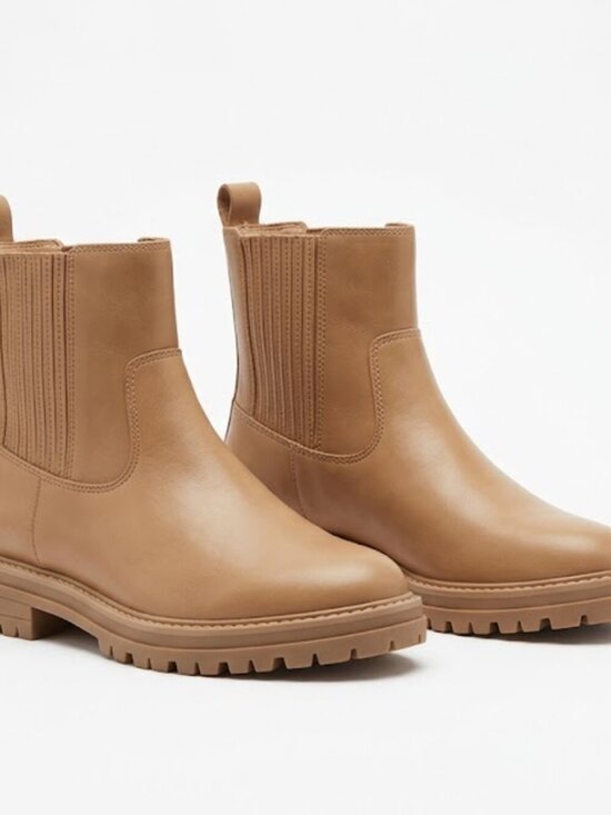 Time and Tru Shoes - Time & Tru Tan Leather Chelsea Booties Size 10W